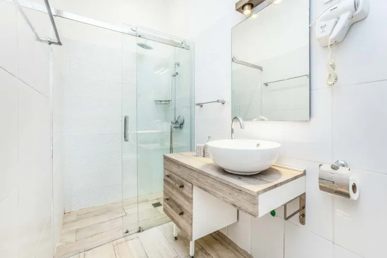Shower Room-0