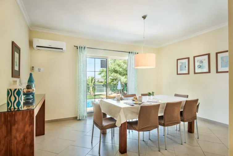 Dining Room-0