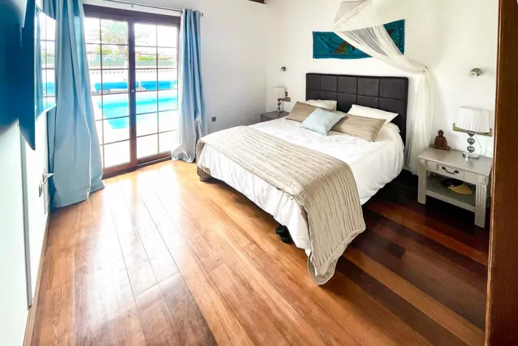 Bedroom-0