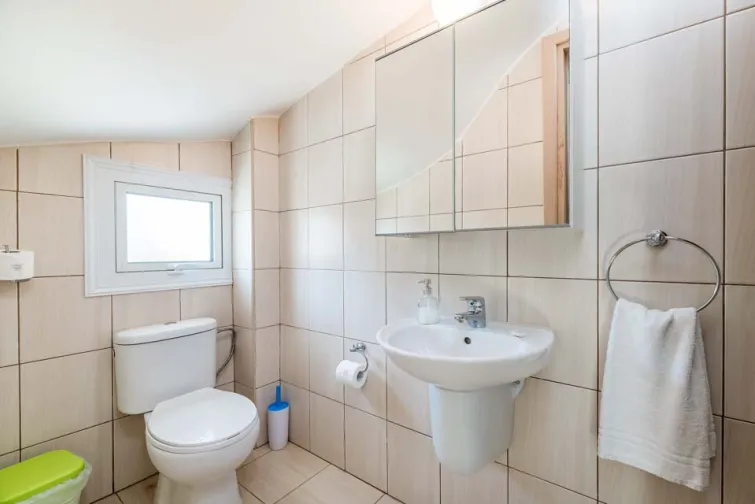 Guest WC-0