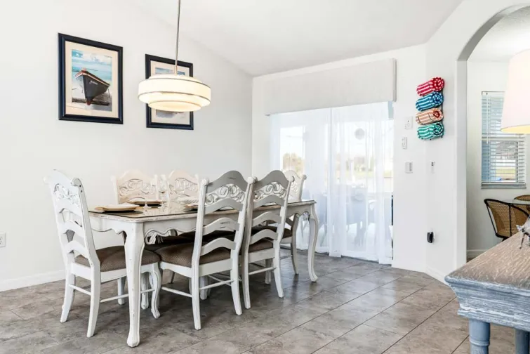 Dining Room-0