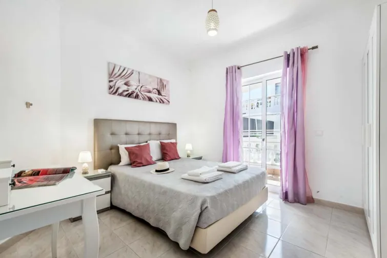 Bedroom-0