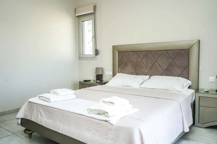 Bedroom-0