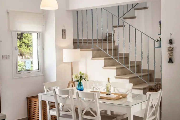 Dining Room-0