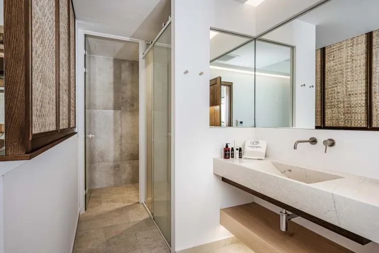 Shower Room-0