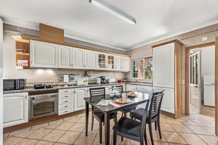 Kitchen-0
