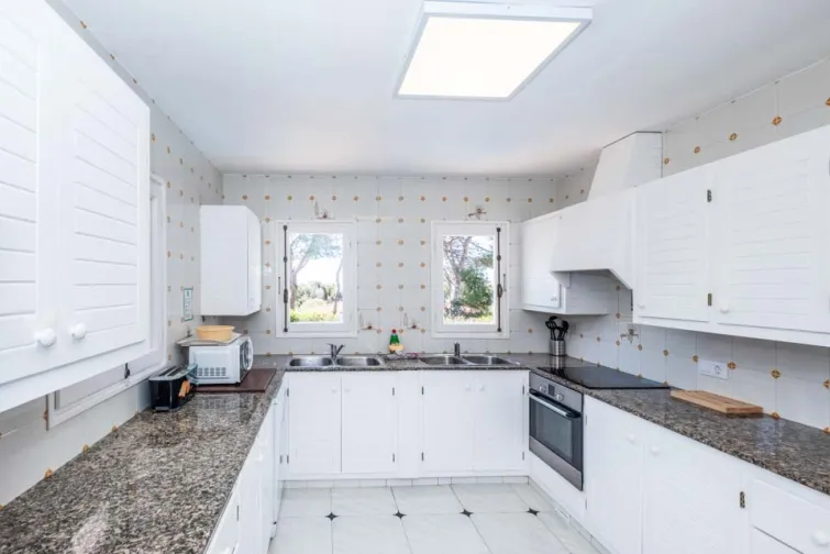 Kitchen-0