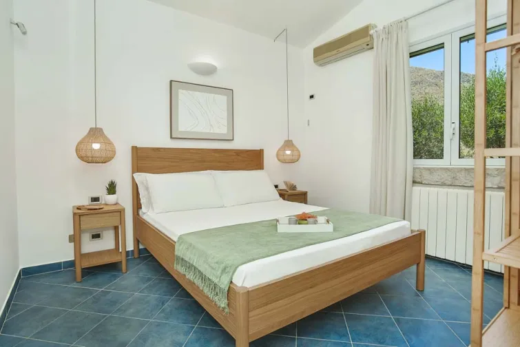 Bedroom-0