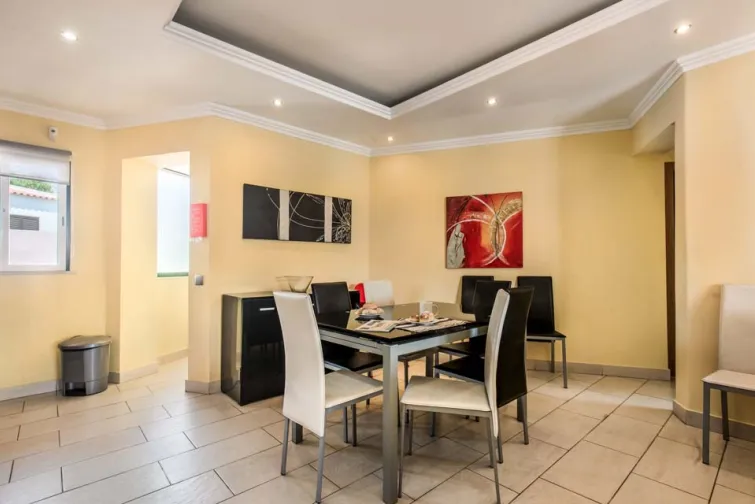 Dining Room-0