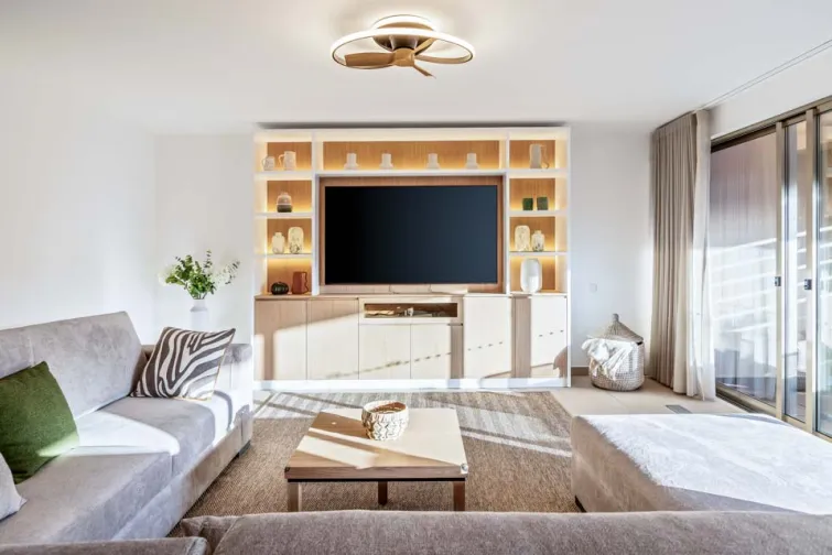 Gallery Slide