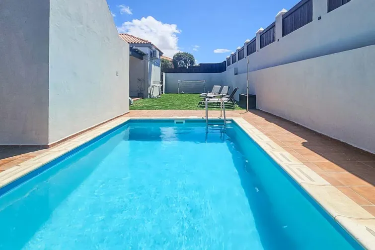 Pool-0