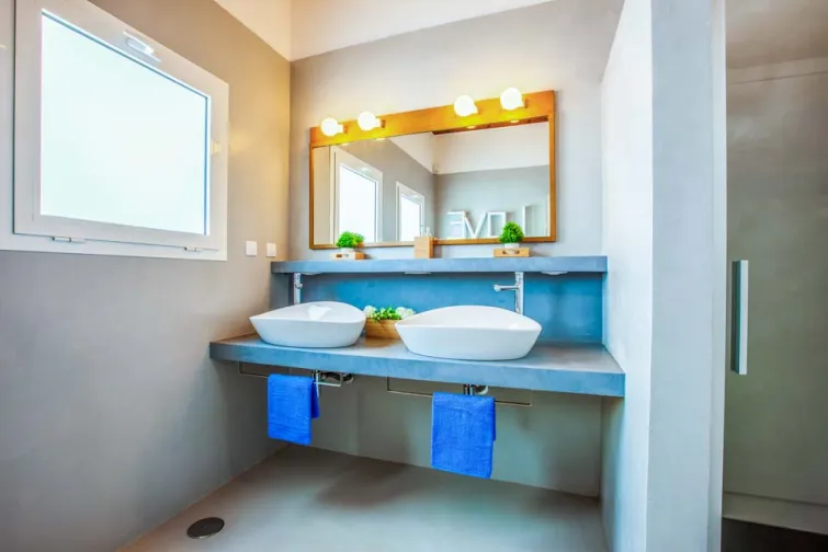 Shower Room-0