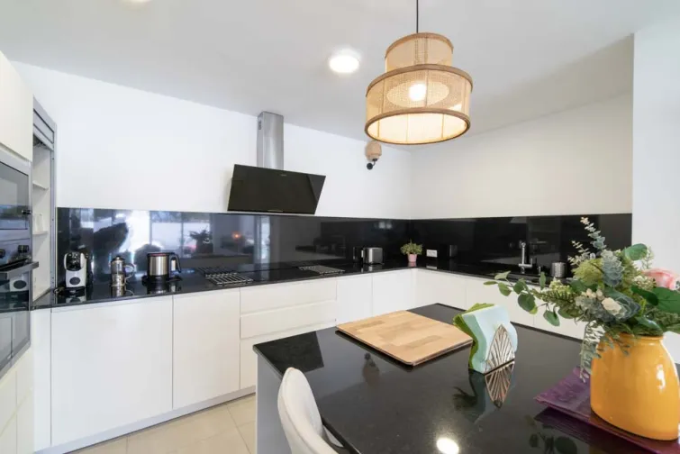 Kitchen-0