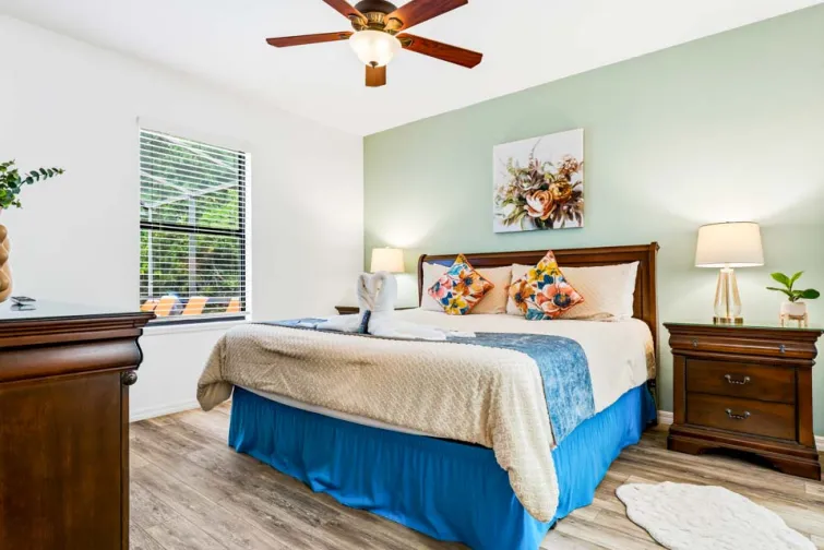 Bedroom-0