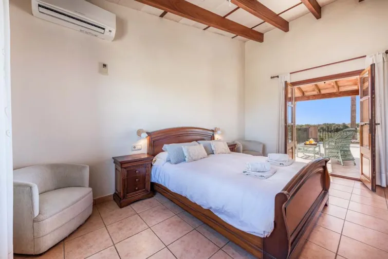 Bedroom-0