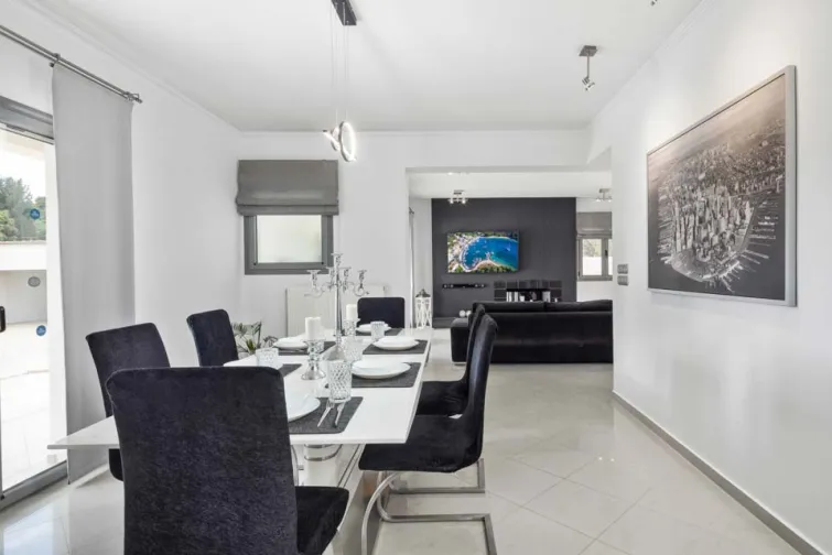 Dining Room-0
