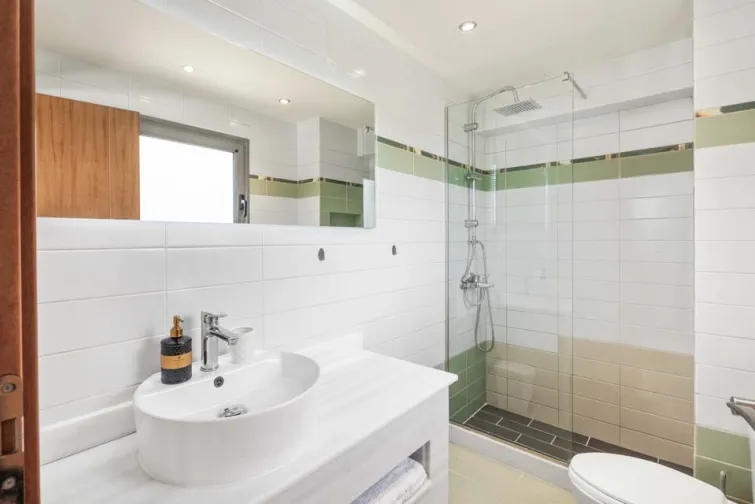 Shower Room-0