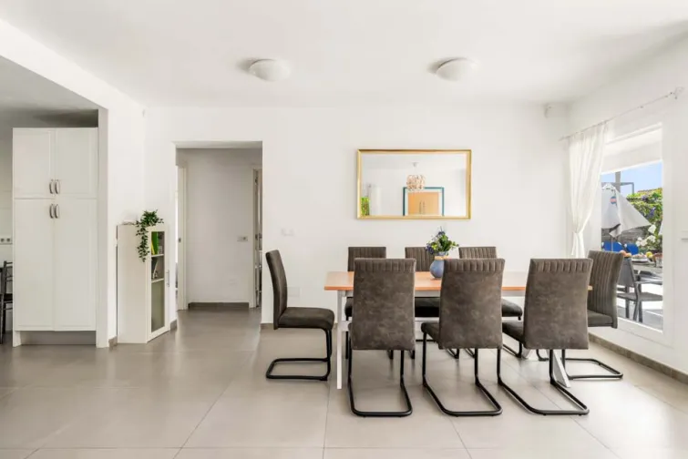 Dining Room-0