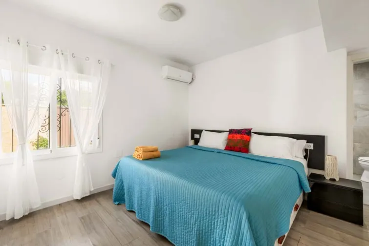Bedroom-0