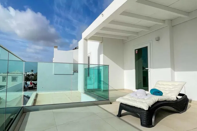Balcony-0