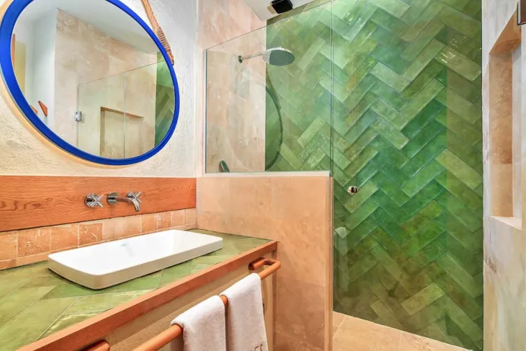Shower Room-0