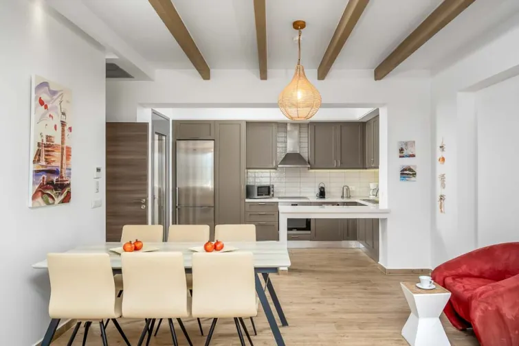 Dining Room-0