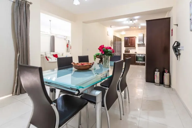 Dining Room-0