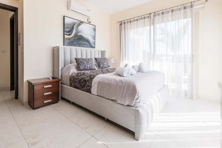 Bedroom-0