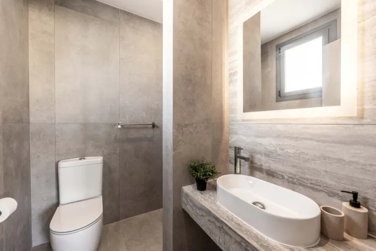 Shower Room-0