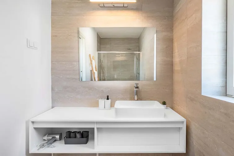 Shower Room-0
