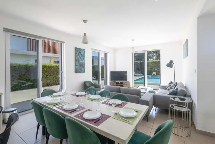 Dining Room-0
