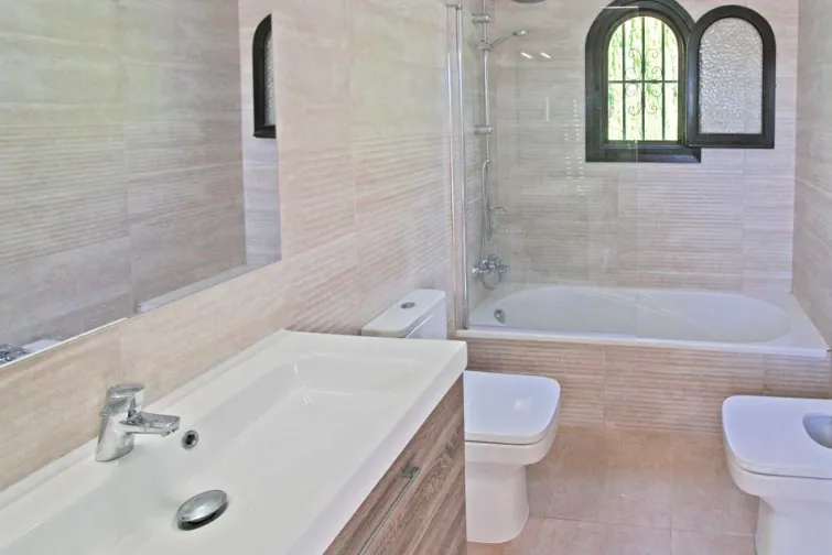 Bathroom-0