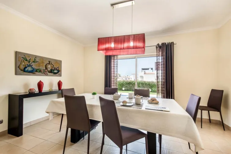 Dining Room-0