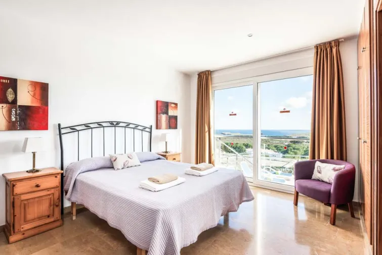 Bedroom-0