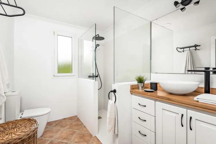 Shower Room-0
