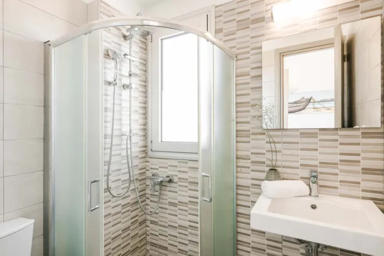 Shower Room-0
