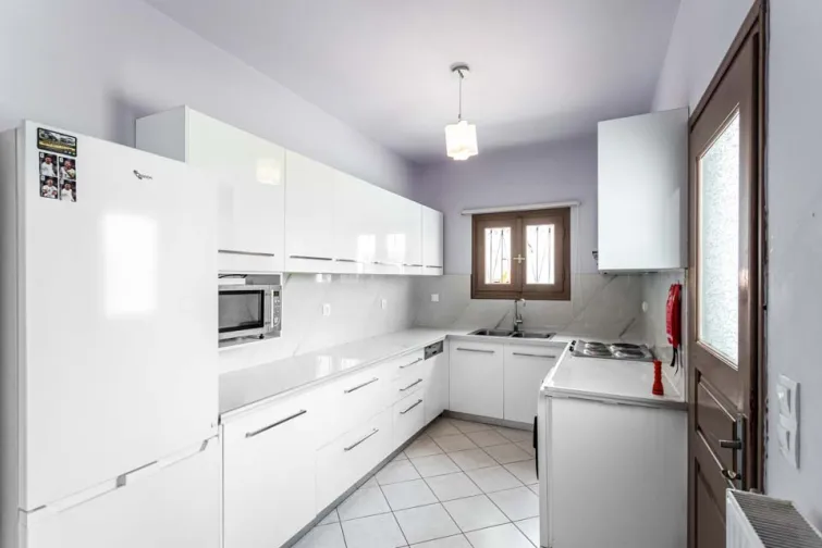 Kitchen-0
