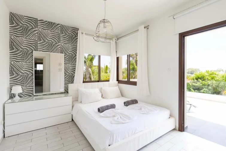 Bedroom-0