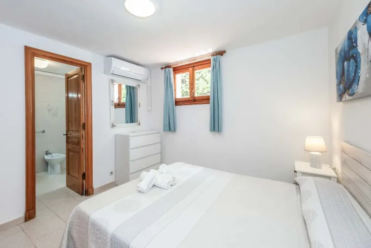 Bedroom-0