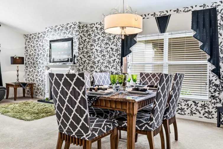 Dining Room-0