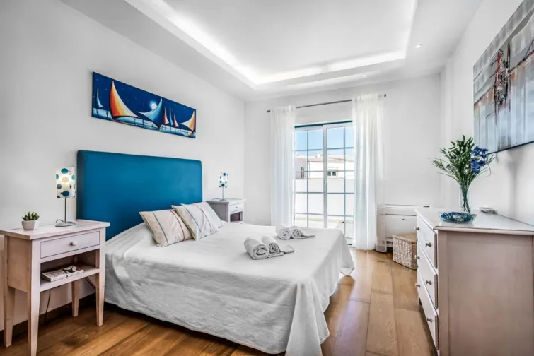 Bedroom-0
