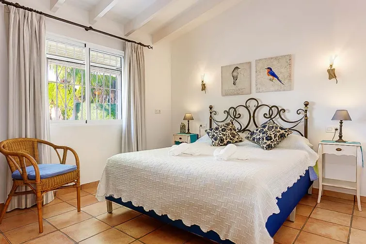 Bedroom-0