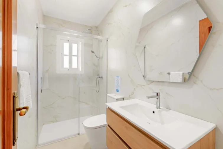 Shower Room-0