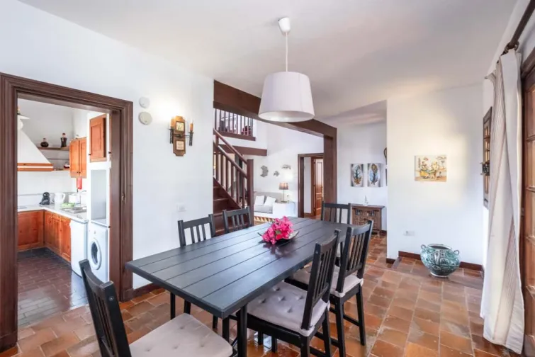 Dining Room-0