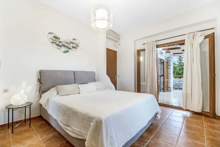 Bedroom-0