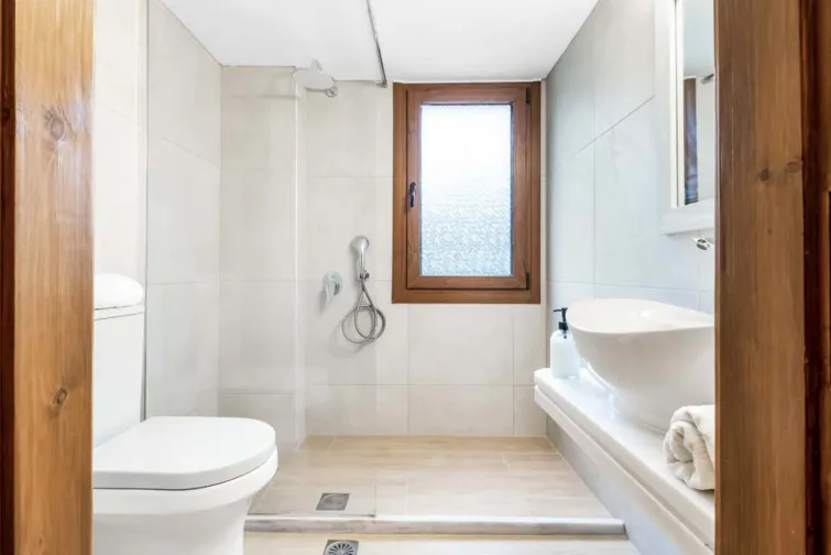 Shower Room-0