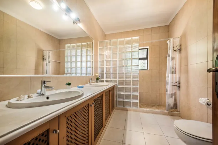 Shower Room-0