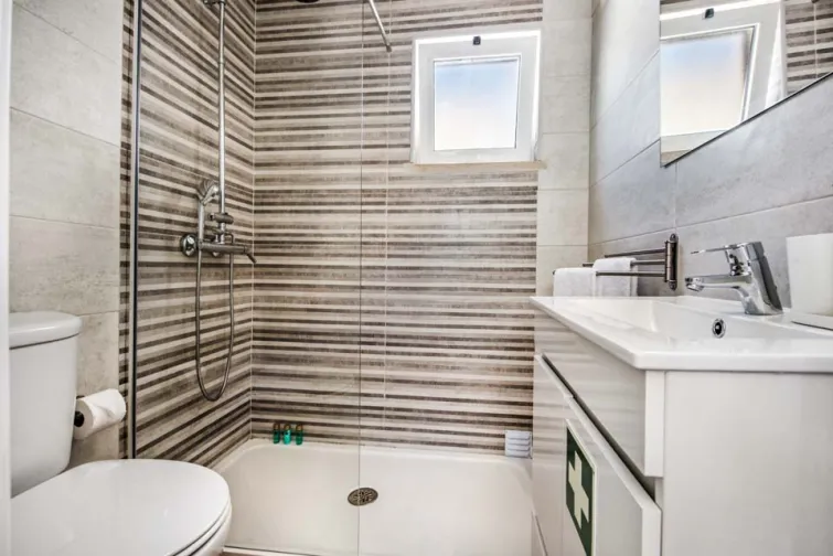 Shower Room-0