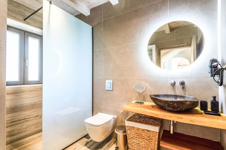 Shower Room-0
