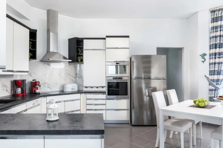 Kitchen-0